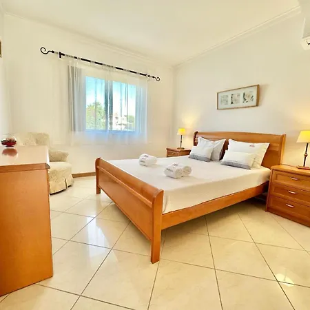 Jardins De Santa Eulalia By *